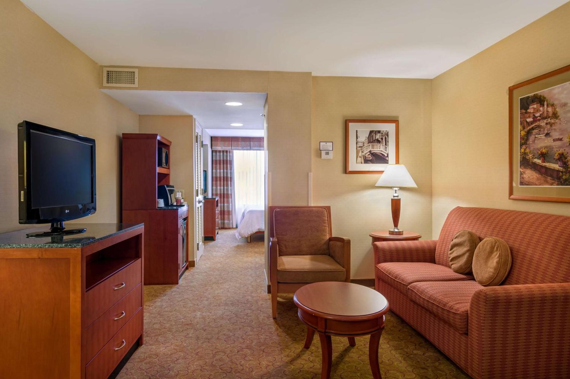 Hotel Hilton Garden Cleveland East / Village 3*