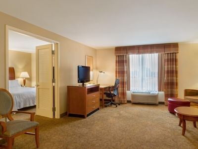 Hilton Garden Cleveland East / Village Hotel 3*