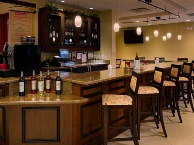 Hotel Hilton Garden Cleveland East / Village